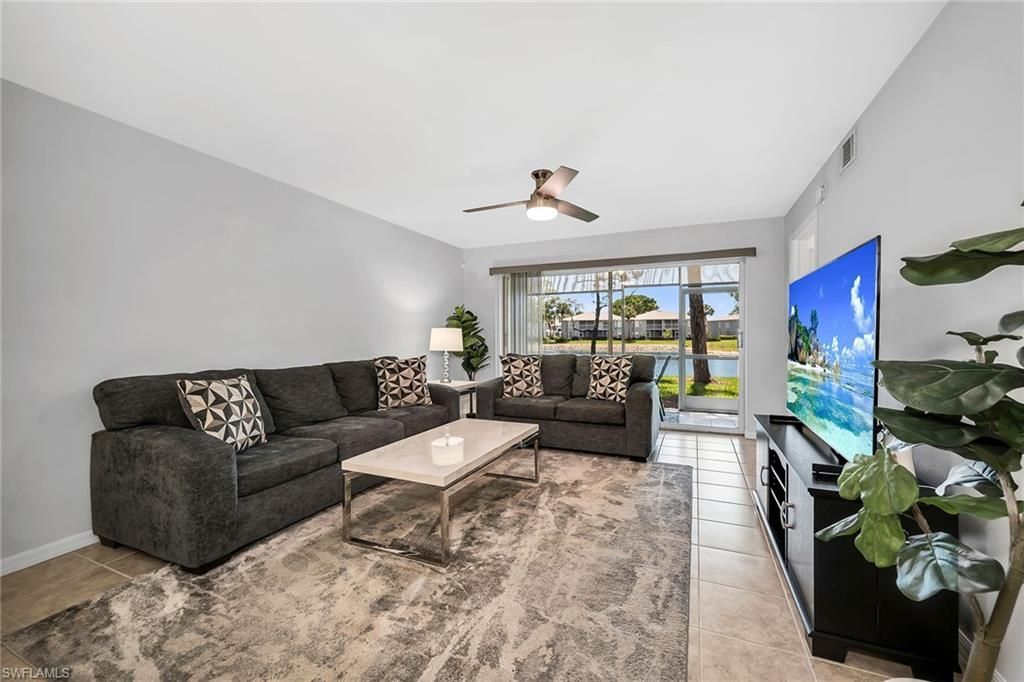 925 New Waterford Dr, Unit 104, Naples, FL 34104 Photo