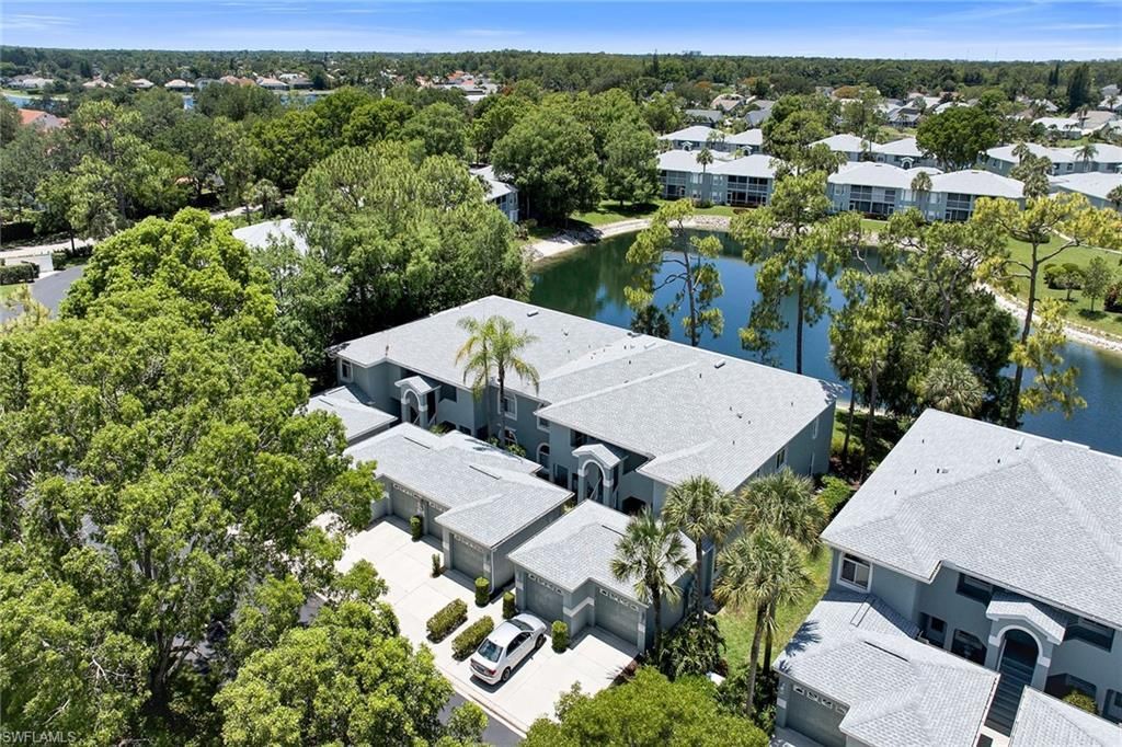 925 New Waterford Dr, Unit 104, Naples, FL 34104 Photo