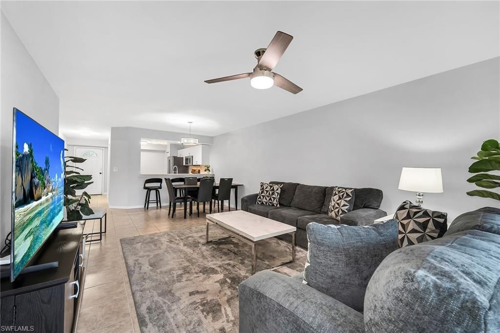 925 New Waterford Dr, Unit 104, Naples, FL 34104 Photo