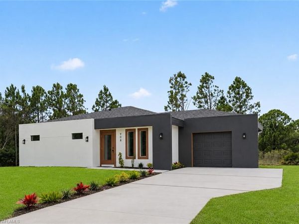 908 Capetown AVE , LEHIGH ACRES, FL 33974