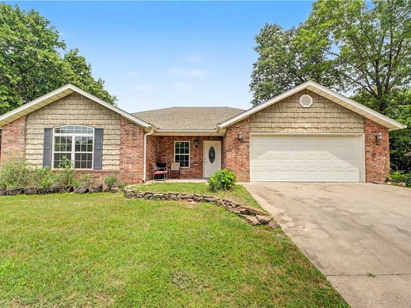 112 Granshire Drive , Bella Vista, AR 72714