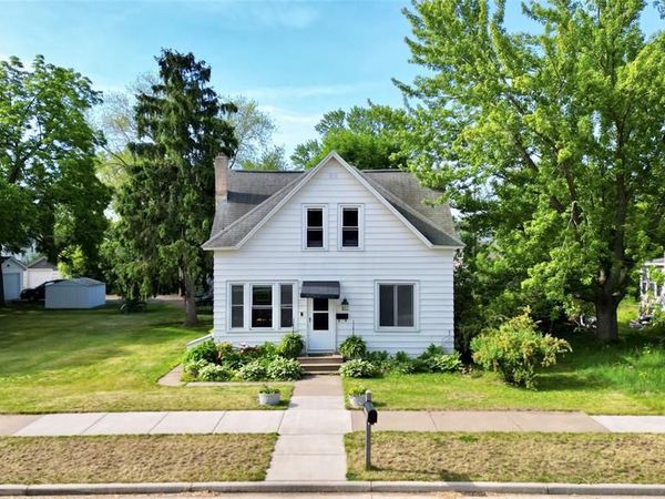 617 Mansfield Street, Chippewa Falls, WI 54729