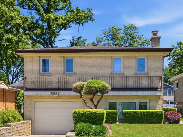 9523 Laramie Avenue , Skokie, IL 60077