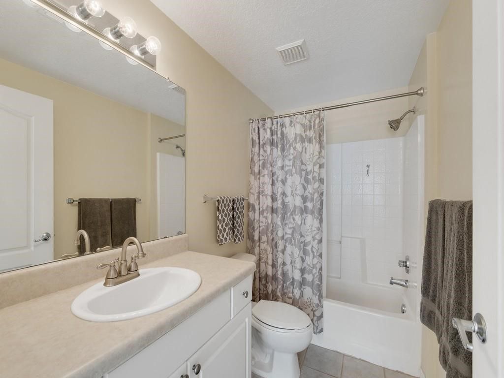5050 Fairways Circle, Unit 205, Vero Beach, FL 32967 Photo