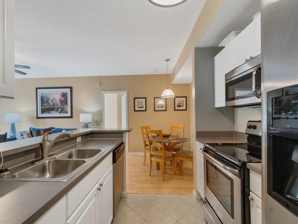 5050 Fairways Circle, Unit 205, Vero Beach, FL 32967 Photo