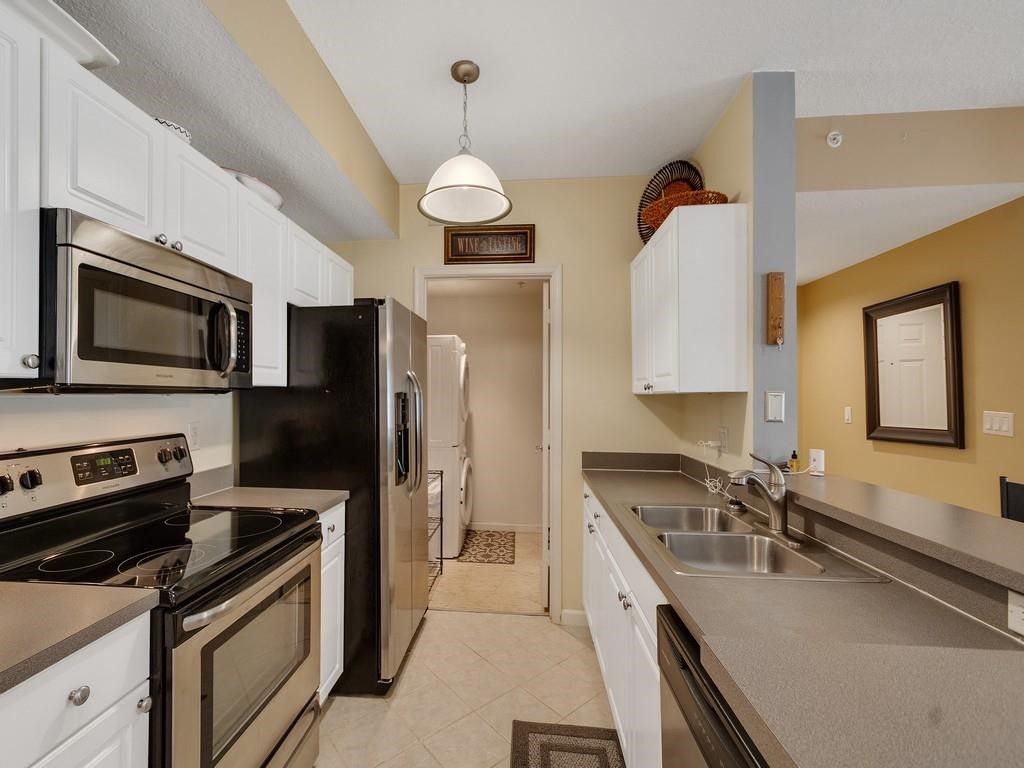 5050 Fairways Circle, Unit 205, Vero Beach, FL 32967 Photo