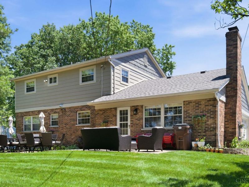 7338 Pickway Drive, Miami Twp, OH 45233 Photo 8