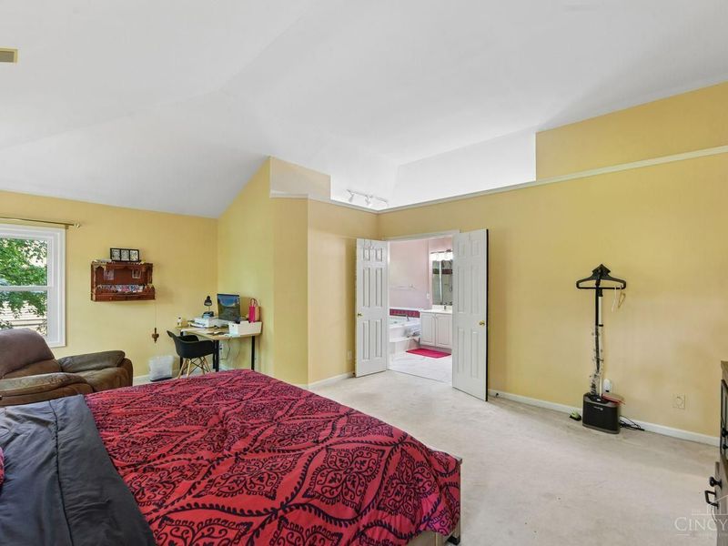 594 Belle Meade Farm Drive, Miami Twp, OH 45140 Photo 36