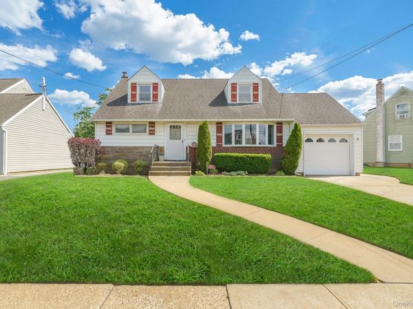 3872 Fulton Avenue , Seaford, NY 11783