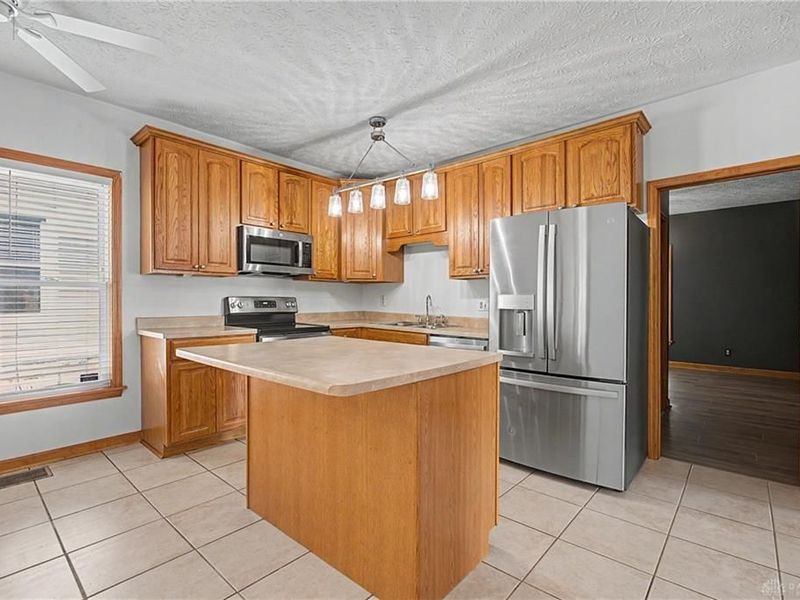 240 E Shannon Avenue, West Carrollton, OH 45449 Photo 10