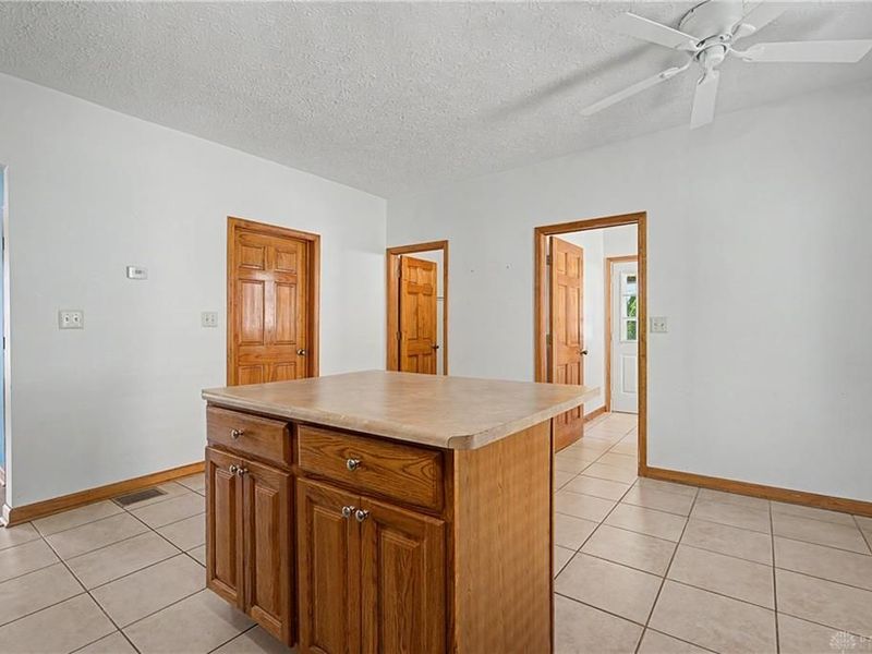 240 E Shannon Avenue, West Carrollton, OH 45449 Photo 13