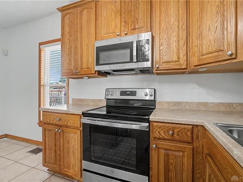 240 E Shannon Avenue, West Carrollton, OH 45449 Photo 14