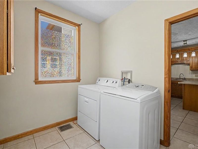 240 E Shannon Avenue, West Carrollton, OH 45449 Photo 16