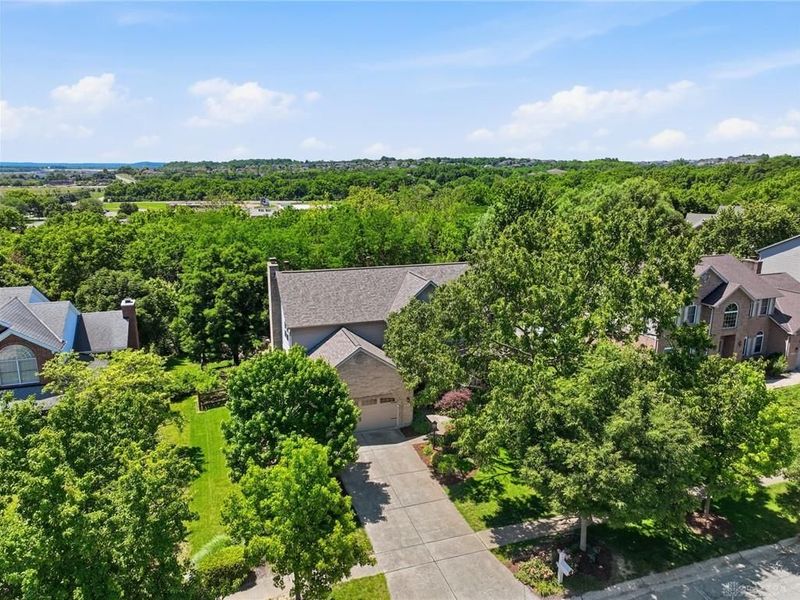 7607 Providence Woods Court, West Chester, OH 45069 Photo 2