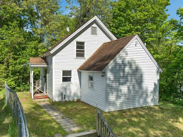 39 Summit Street, Franklin, NH 03235