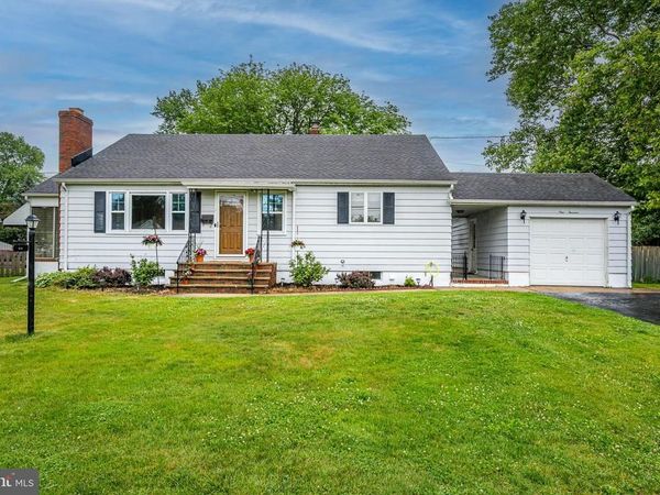 113 DUTCH NECK ROAD, HIGHTSTOWN, NJ 08520