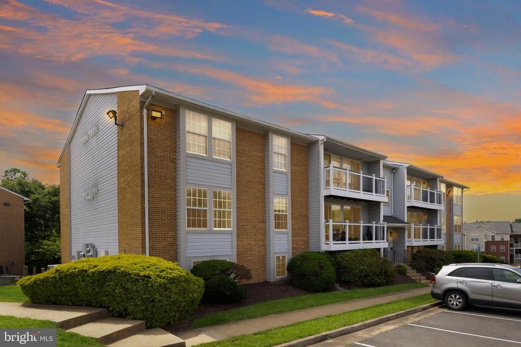 3381 Yost Lane, Unit 103, Dumfries, VA 22026 Main Photo