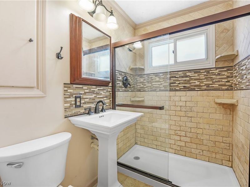 6150 Wareham Drive , Parma, OH 44129 Photo 13