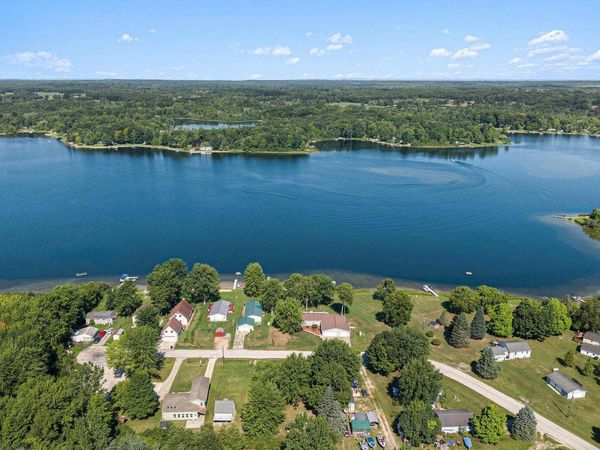 8614 Spring Hill, Hesperia, MI 49421