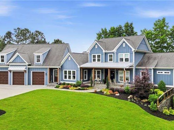 170 Farm Gate Drive, Woodstock, GA 30188
