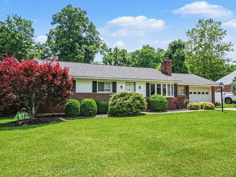 9164 Ranchill Drive, Springfield Twp., OH 45231 Photo 2