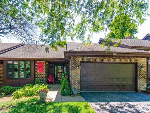 845 Brian Court , Gurnee, IL 60031