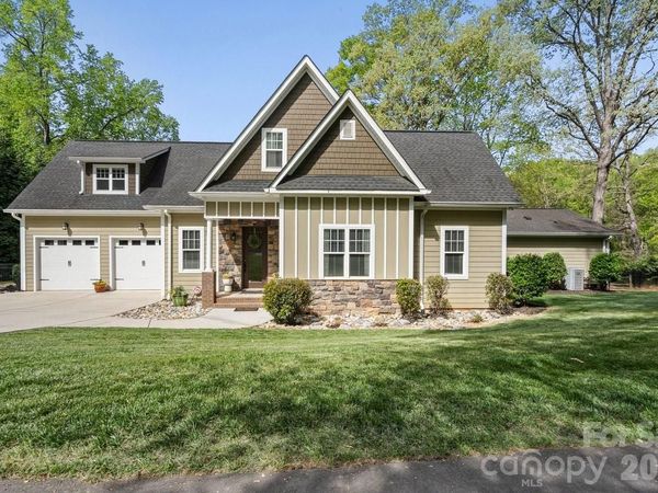 347 Whippoorwill Road , Mooresville, NC 28117
