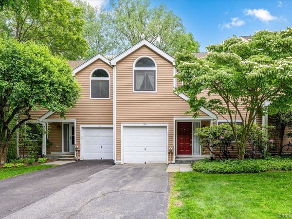 134 Bayberry Close, Chappaqua, NY 10514