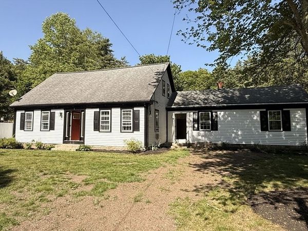 36 Spruce, Middleboro, MA 02344