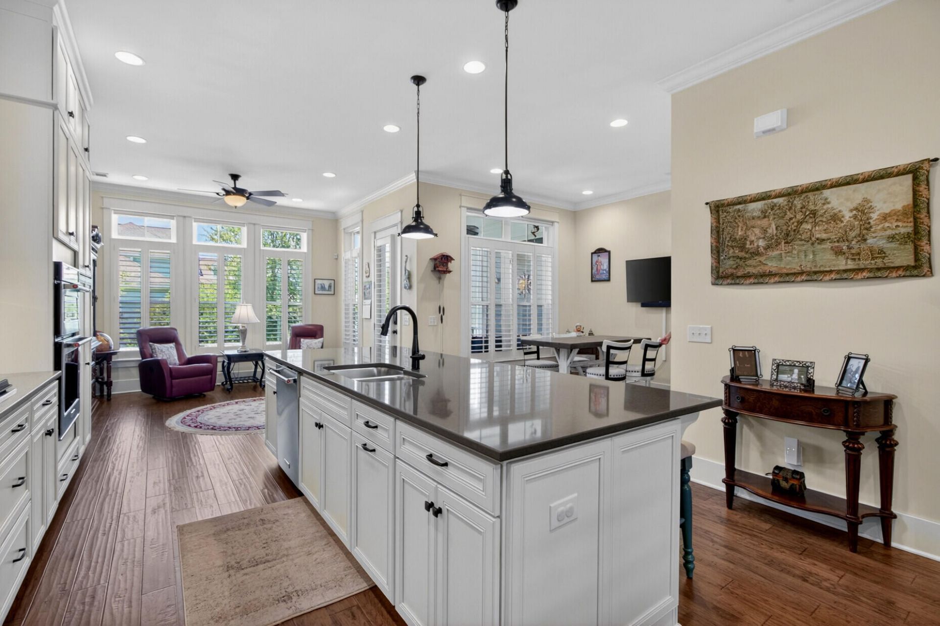 1705 Frissel Street Photo 14