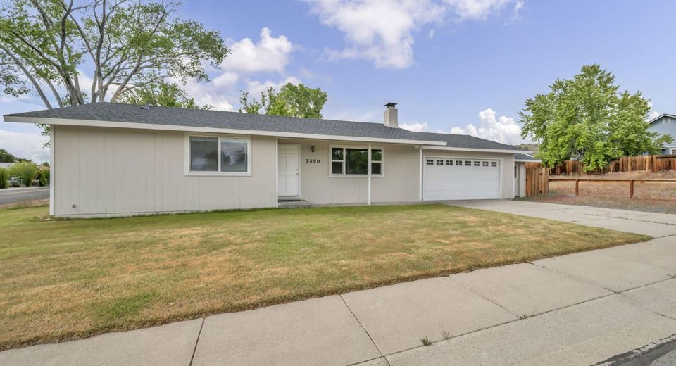 3350 Plymouth Drive, Carson City, NV 89705 Photo