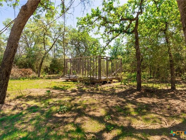 224 Pine Valley Dr , Paige, TX 78659
