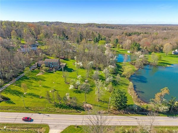 Bainbridge Road , Chagrin Falls, OH 44023