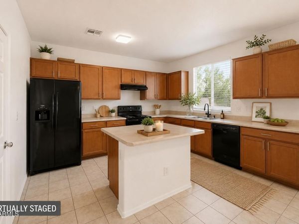 7129 W SOLANO Drive N, Glendale, AZ 85303