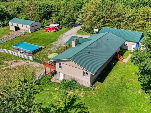 10674 112Th Avenue, Melrose, IA 52569