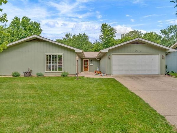 2904 Belle Haven Drive, Lawrence, KS 66046