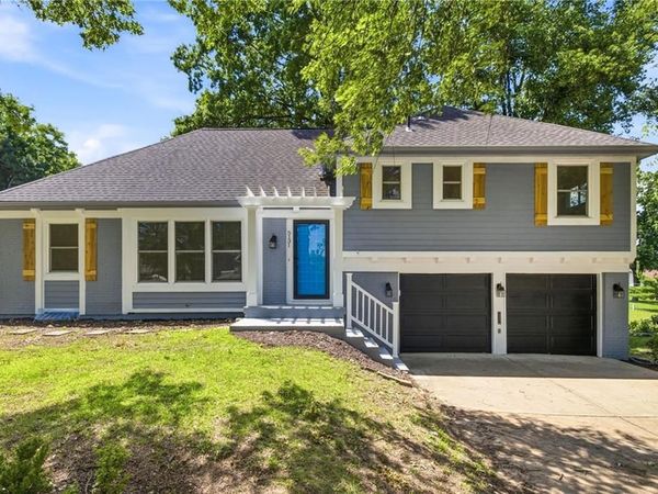 5131 W 63rd Street, Prairie Village, KS 66208