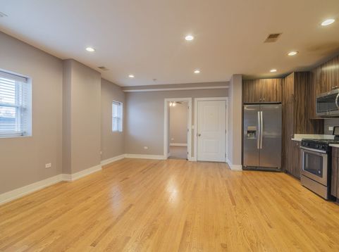 Main Photo