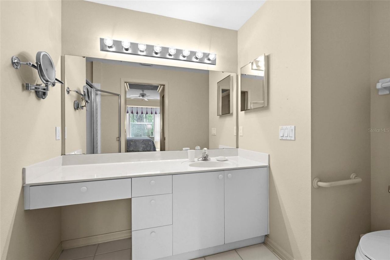 9550 High Gate Drive, Unit 1515, Sarasota, FL 34238 Photo