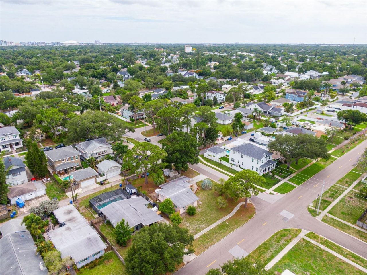 494 34th Avenue N, Saint Petersburg, FL 33704 Photo