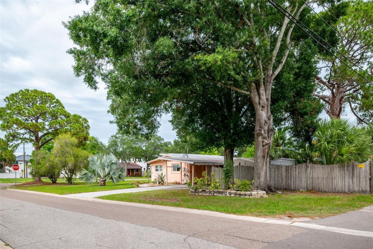 494 34th Avenue N, Saint Petersburg, FL 33704 Photo