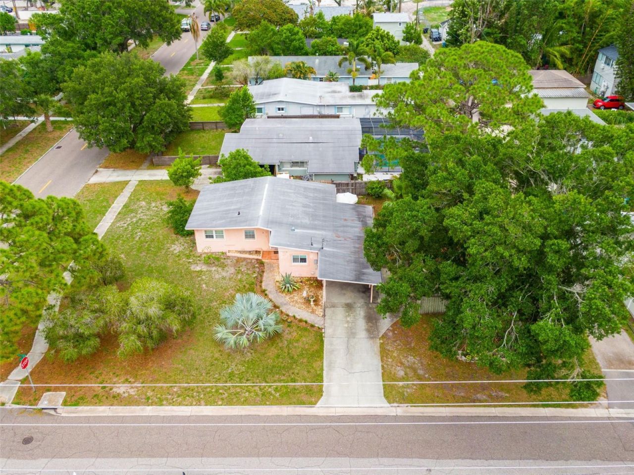 494 34th Avenue N, Saint Petersburg, FL 33704 Photo
