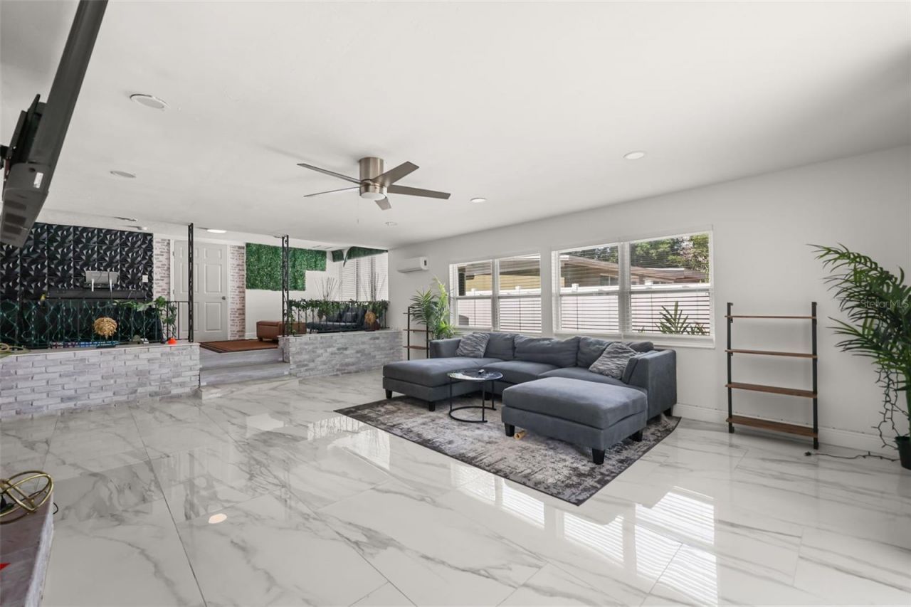 2909 Hargill Drive , Orlando, FL 32806 Photo