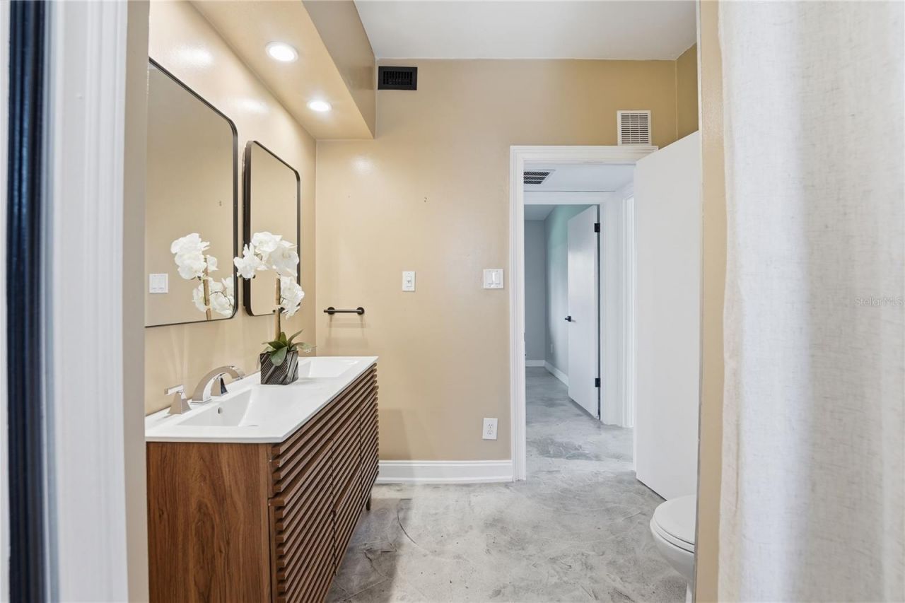 4033 Ibis Drive , Orlando, FL 32803 Photo