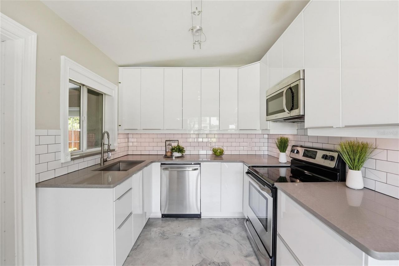 4033 Ibis Drive , Orlando, FL 32803 Photo
