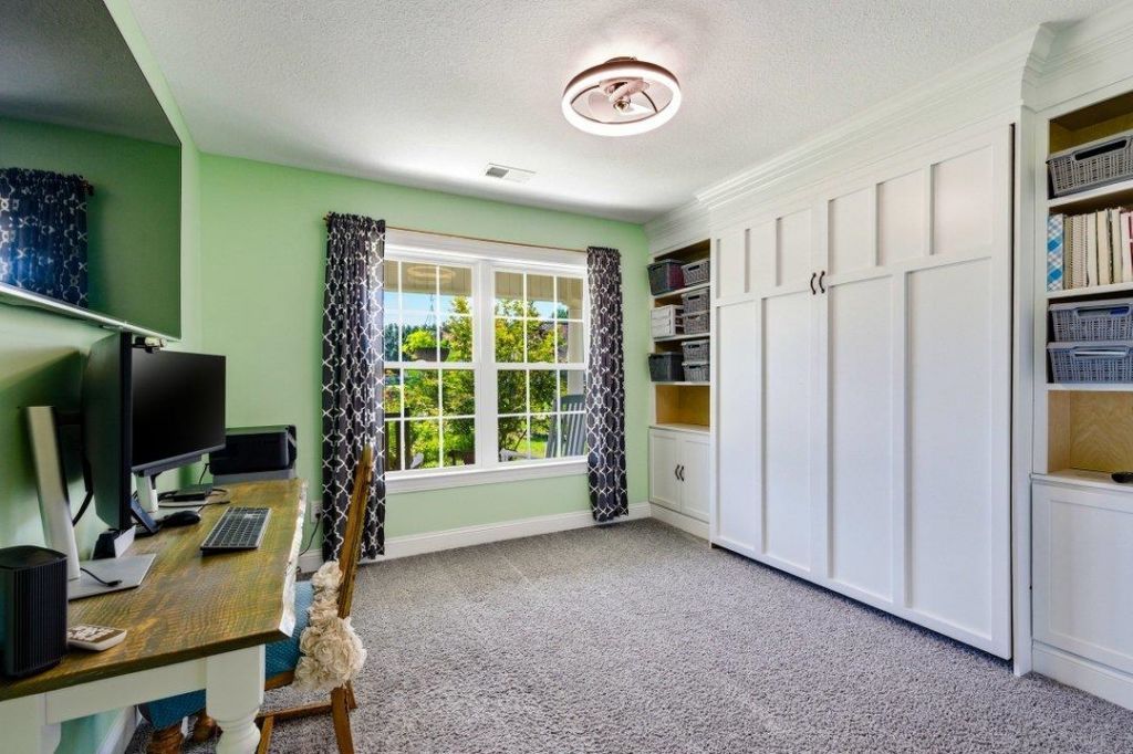 225 Fox Hunt Pl. Photo 20