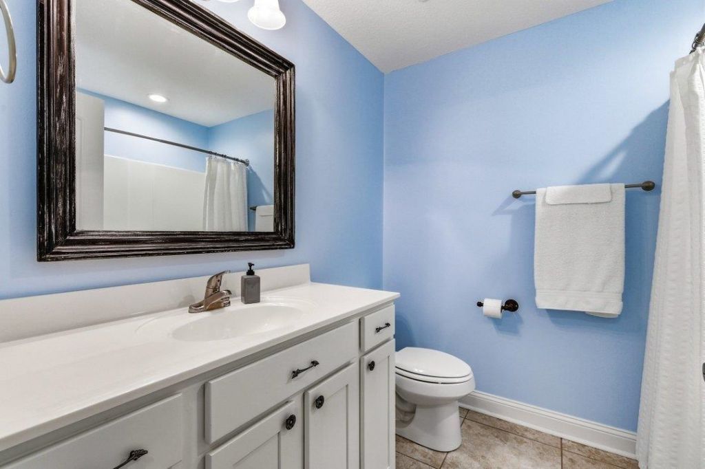 225 Fox Hunt Pl. Photo 23