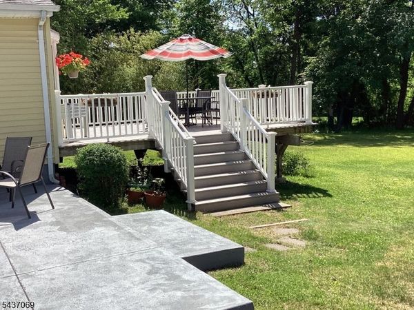 560 Rolling Hills Rd, Bridgewater, NJ 08807