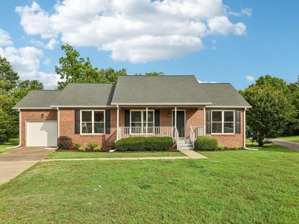 4016 Omaha Ct , Mount Juliet, TN 37122