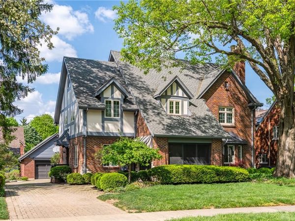 239 Spirea Drive, Oakwood, OH 45419